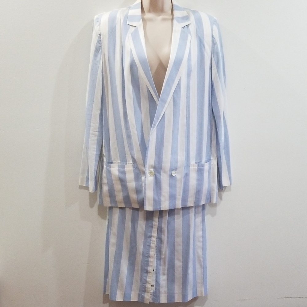 Cassidy women's white &blue striped skirt suit